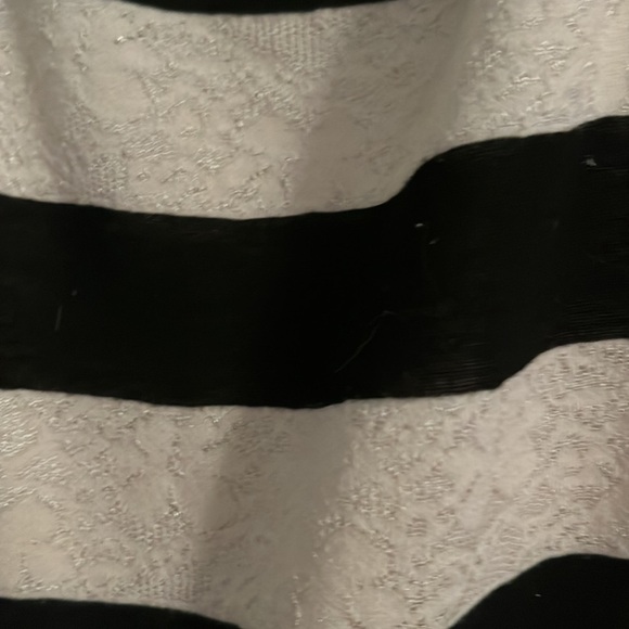 Cute Black and White dress - Picture 6 of 6